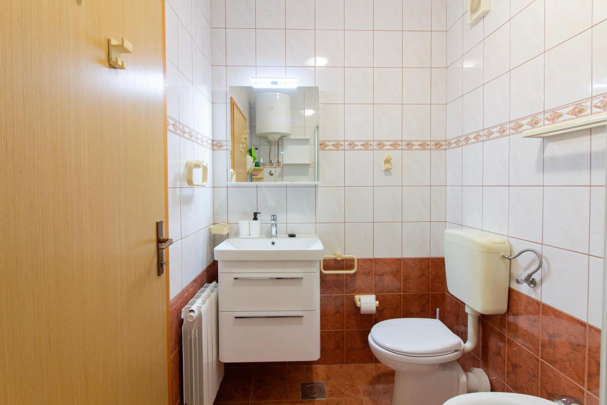 Malinska - Apartment Glavas Buitenkant foto