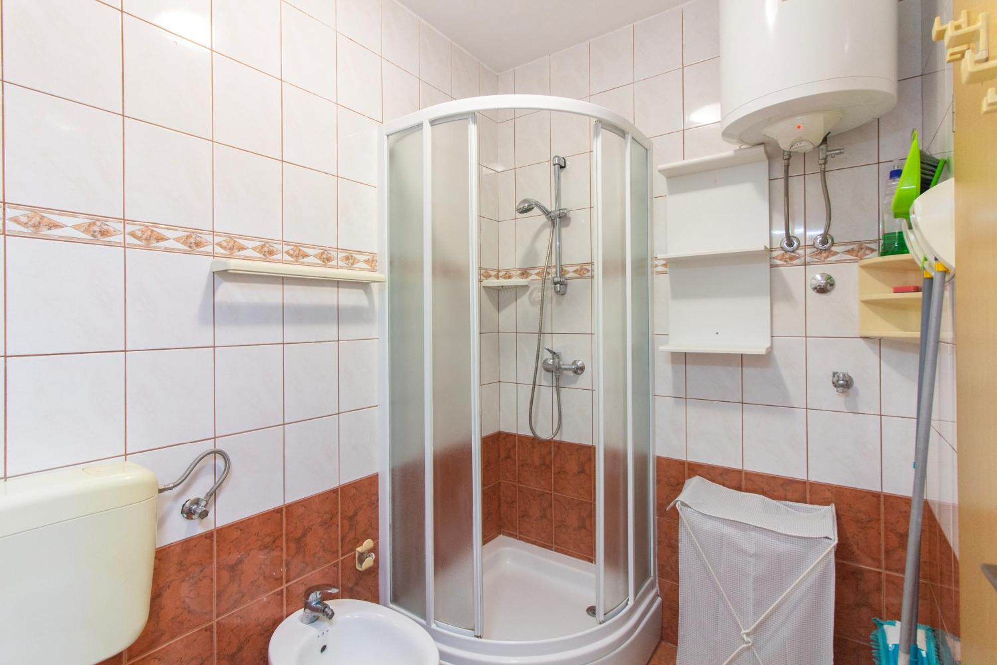 Malinska - Apartment Glavas Buitenkant foto