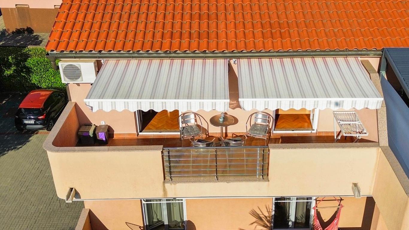 Malinska - Apartment Glavas Buitenkant foto